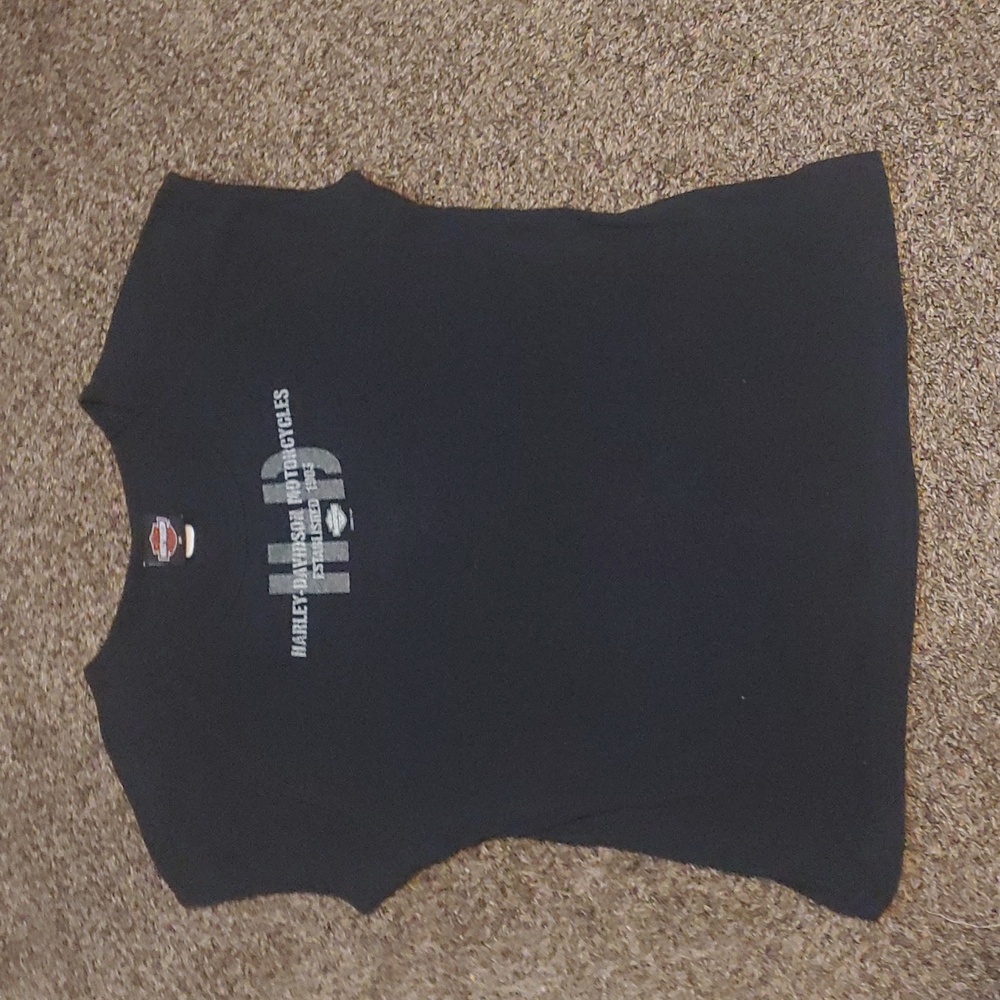 Harley-Davidson shirt